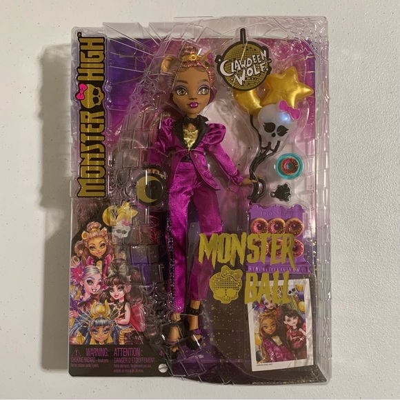 Monster High®: Clawdeen Wolf™ Fashion Doll in Monster Ball-New - Picture 5 of 9